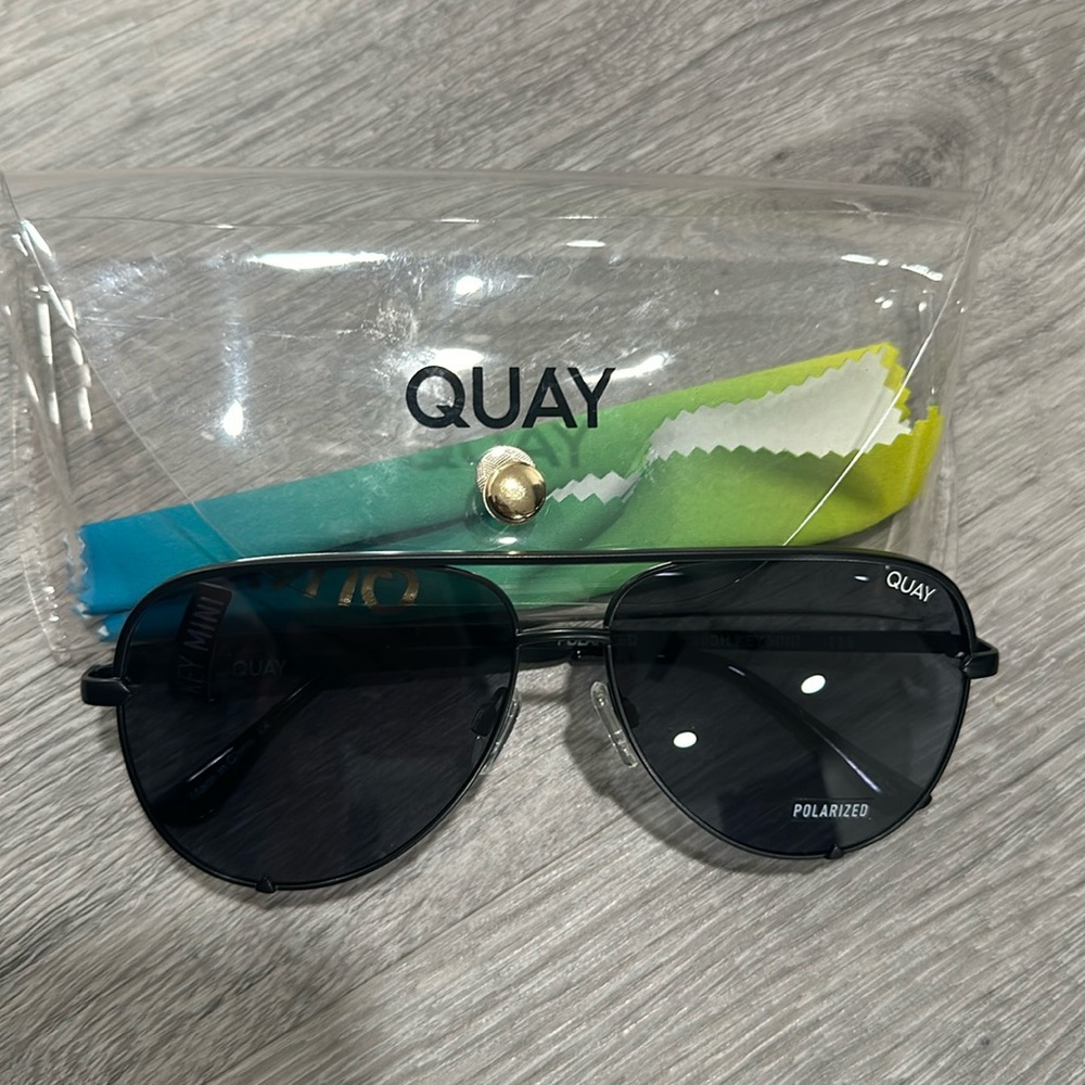 QUAY HIGH KEY MINI